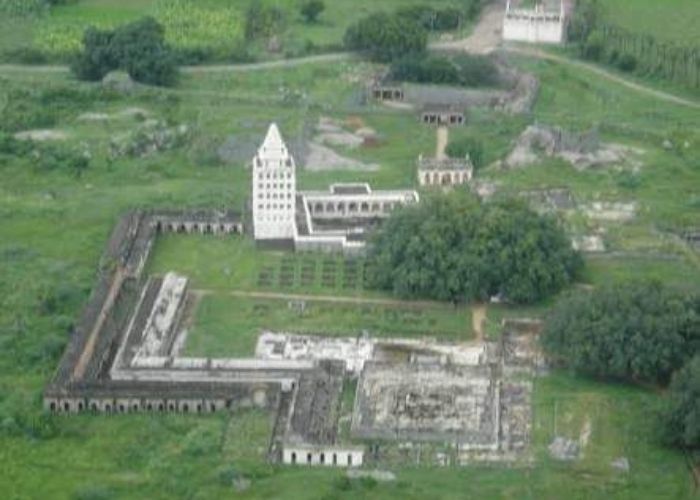 Gingee Fort Overview